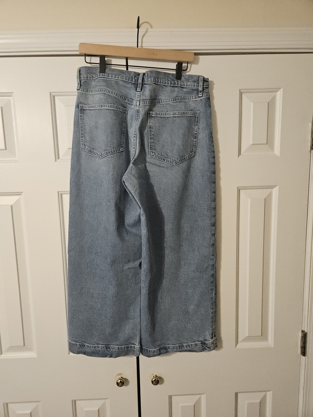 Womens GAP High Rise Wide-Leg Croppoed Jeans Lot 2 Dark Wash/Washed Size 12/31R. - Picture 8 of 16